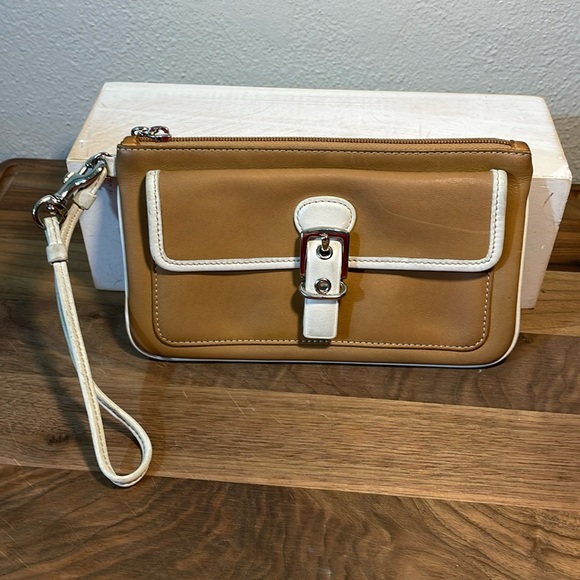 Coach Handbags - Coach Camel Tan White Trim Leather Classic Neutral Preppy Zip Close Wristlet